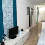 Near To The Ocean In Touristic Center Zone Apartamento Playa de las Américas