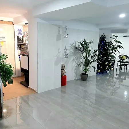 Apartament Near To The Ocean In Touristic Center Zone Playa de las Americas (Tenerife)